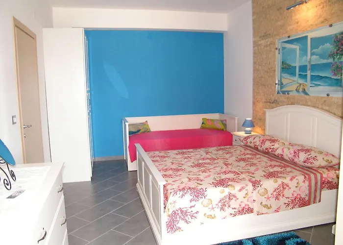 アパート Calliope E Silvia, ジャルディーニ・ナクソス