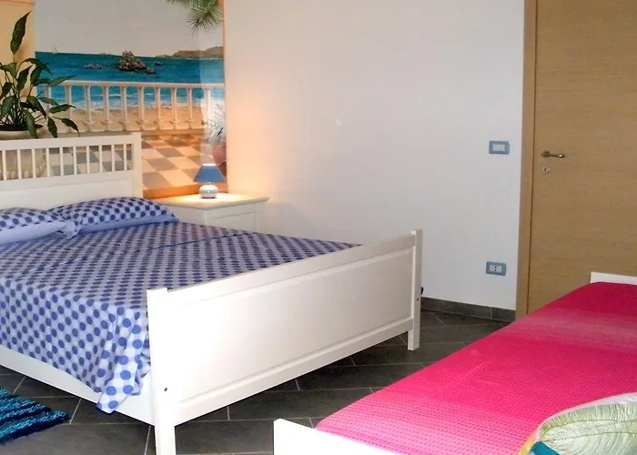 Calliope E Silvia, アパート